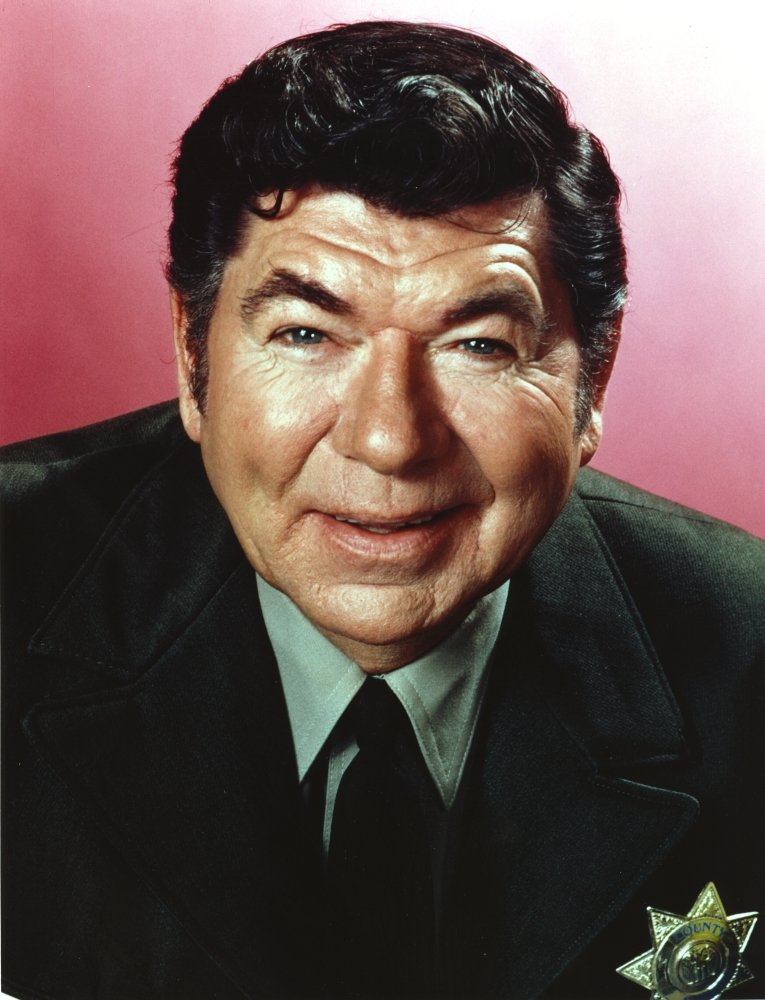 Claude Akins