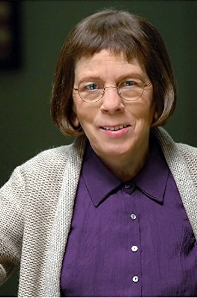 Linda Hunt