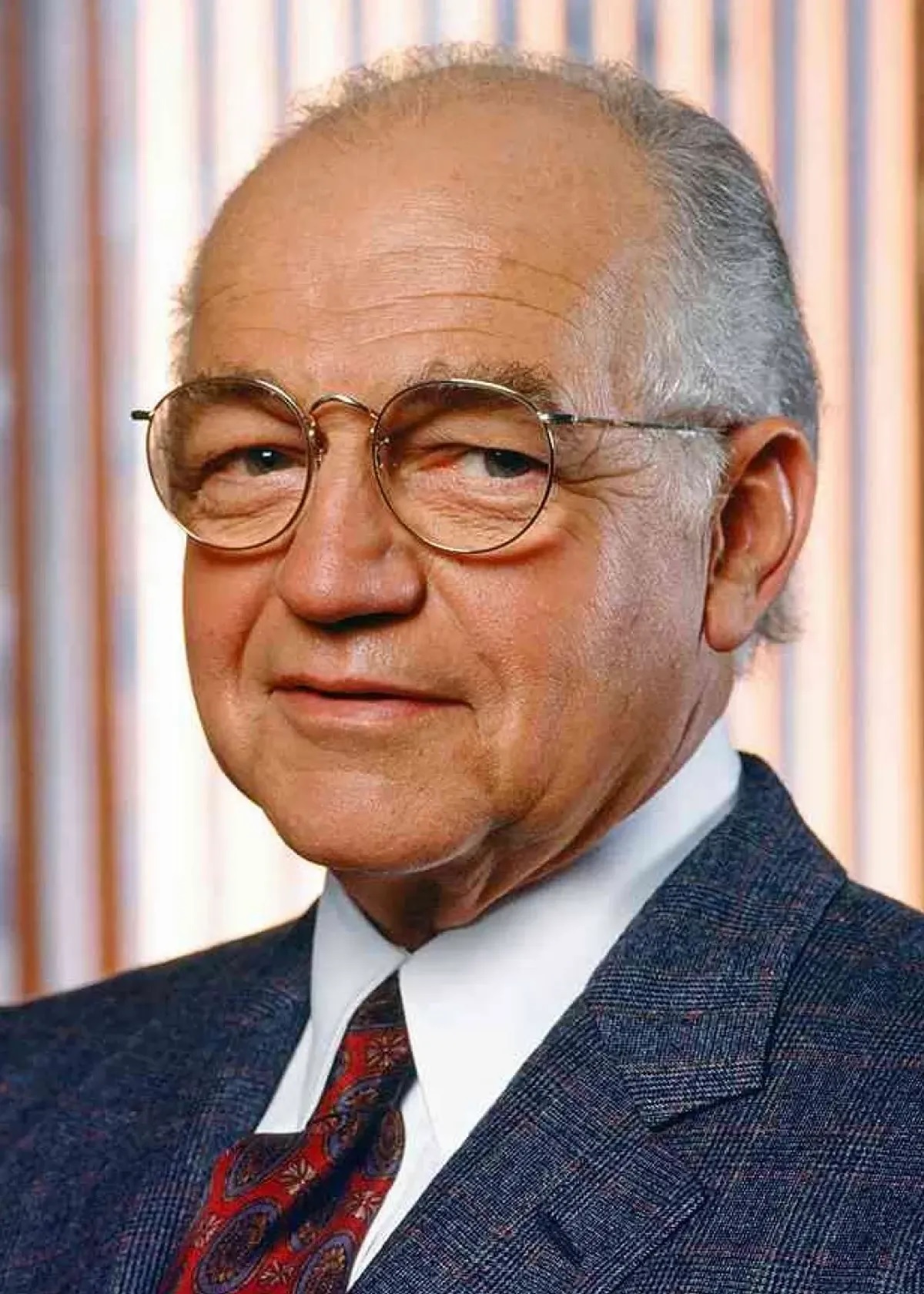 Richard Dysart
